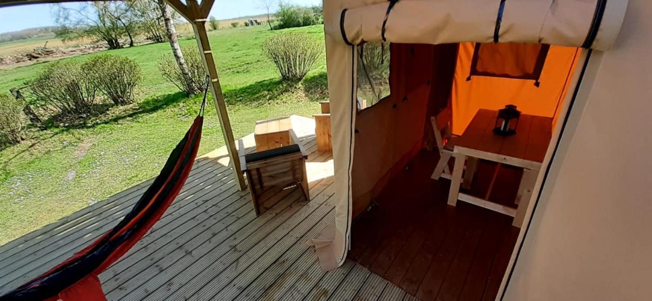 Tente Cabane Du Camping Hautoreille Bannes  Екстер'єр фото